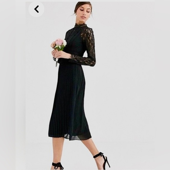 TFNC Dresses & Skirts - 🎄TFNC Lace Maxi Dress